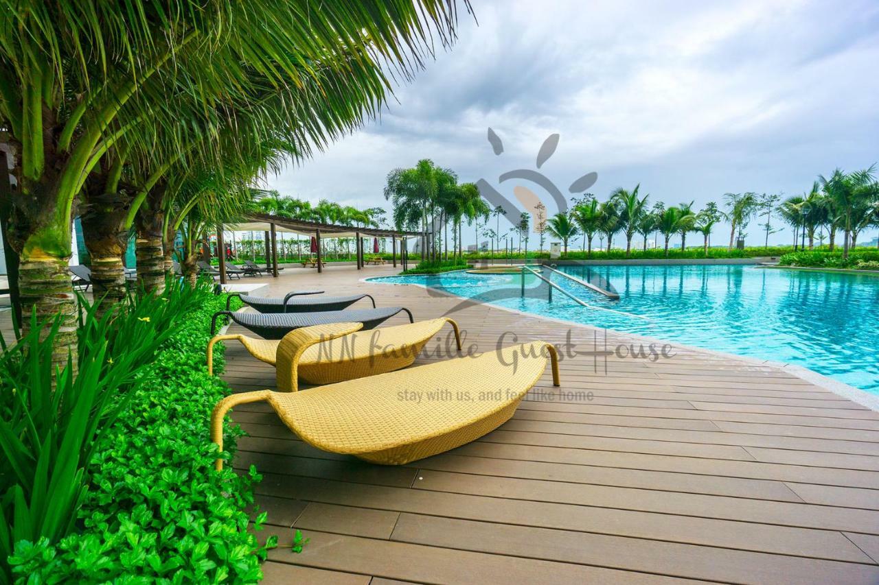 Nn Famille Guest House Pasir Gudang Exteriör bild